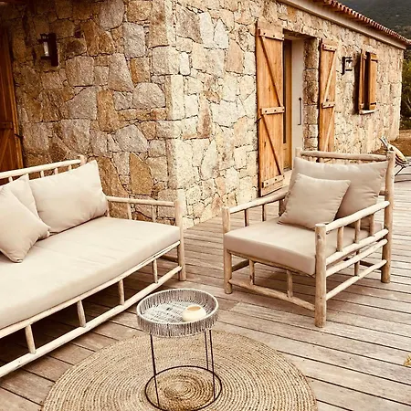 Beautiful Stone House With Sea View In Corsica 펜션